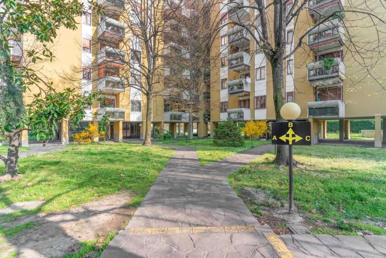 Soggiorno Incantevole In Zona Navigli Mailand Exterior foto